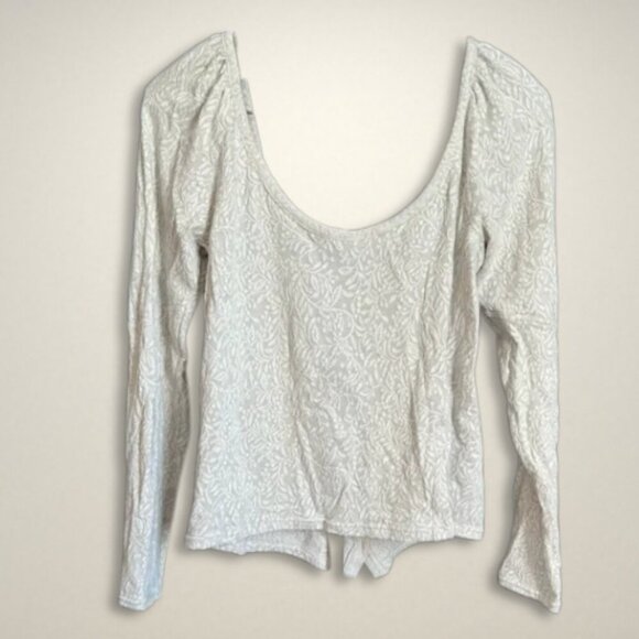 Free People Blouse Button Down Floral Long Sleeves‎ Scoop Neckline Off White W L - Picture 2 of 9
